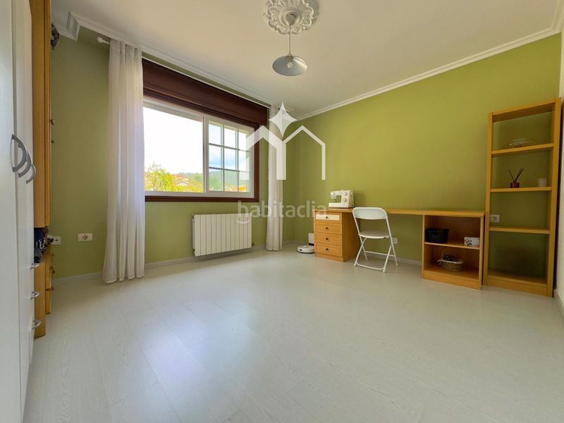 Foto f084ff57-1b57-4d3c-845d-1a385ff9f976. Xalet amb calefacció aparcament piscina a Moaña