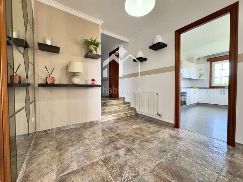 Foto f861c39d-fd5c-46c7-8edc-967ddbdbe659. Xalet amb calefacció aparcament piscina a Moaña