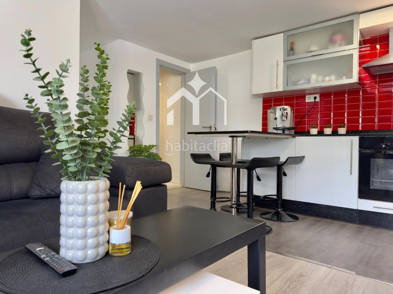 Foto f8f2f873-49b3-4434-87c9-865257d72370. Xalet amb calefacció aparcament piscina a Moaña