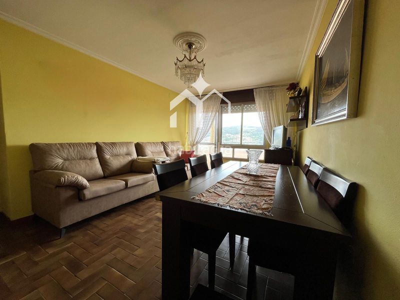 Foto 5b5f6315-f80c-4ce6-8d16-11c0c3ee7d86. Casa amb calefacció aparcament a Moaña