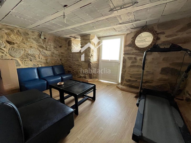 Foto 9d559cba-208e-4921-8a56-0b424d07703e. Casa amb calefacció aparcament a Moaña