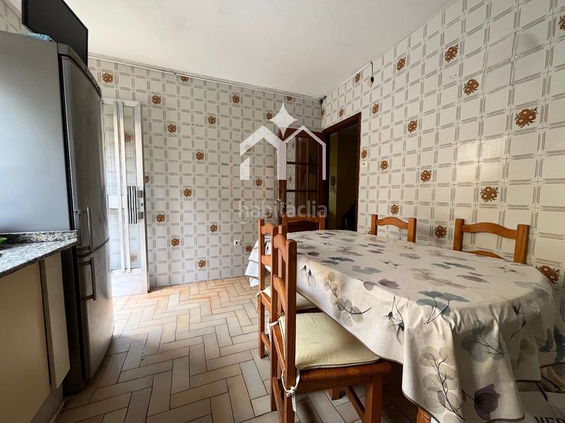 Foto cb5af6c4-21d6-4e3a-9cec-ed62f64d4cdc. Casa amb calefacció aparcament a Moaña