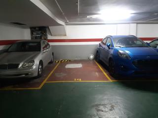 Autoparkplatz in Gran de sant andreu 469