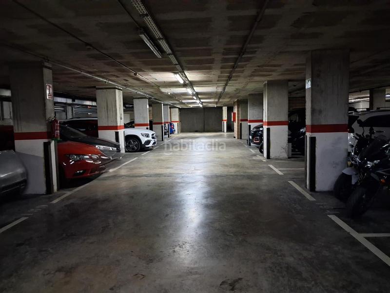 Foto d6aa7de3-bb7f-4d51-9520-e2997d1f1df9. Parking coche en gran de sant andreu 467 en Sant Andreu de Palomar Barcelona