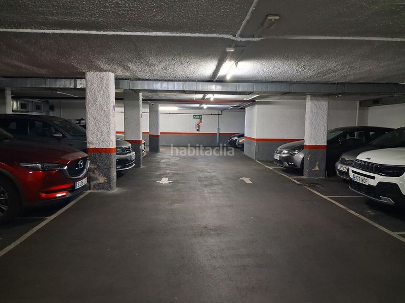 Foto 0dfa813f-5879-45b6-9932-9793333dfdfc. Parking coche en parís 101 plaza parking moto en La Nova Esquerra de l´Eixample Barcelona