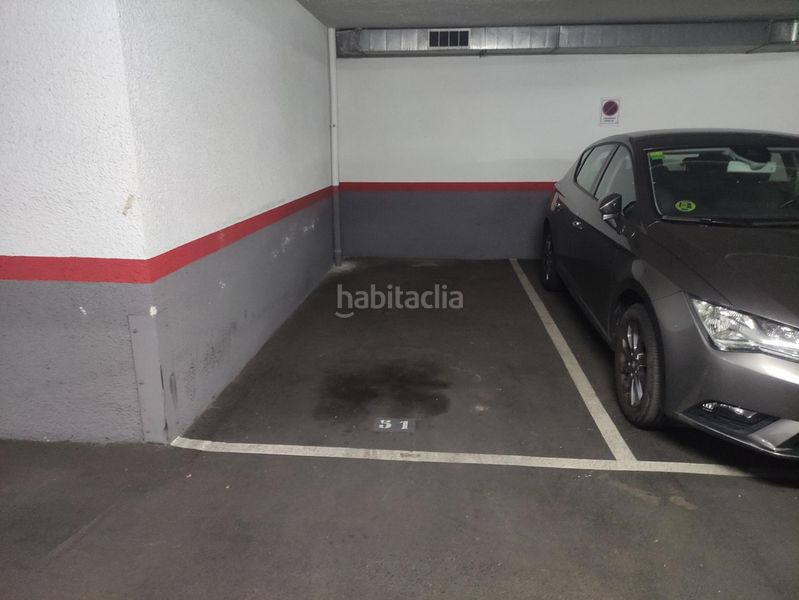 Foto e0479059-fcd2-4203-b113-ecc12eb6ce7e. Parking coche en parís 101 plaza parking moto en La Nova Esquerra de l´Eixample Barcelona