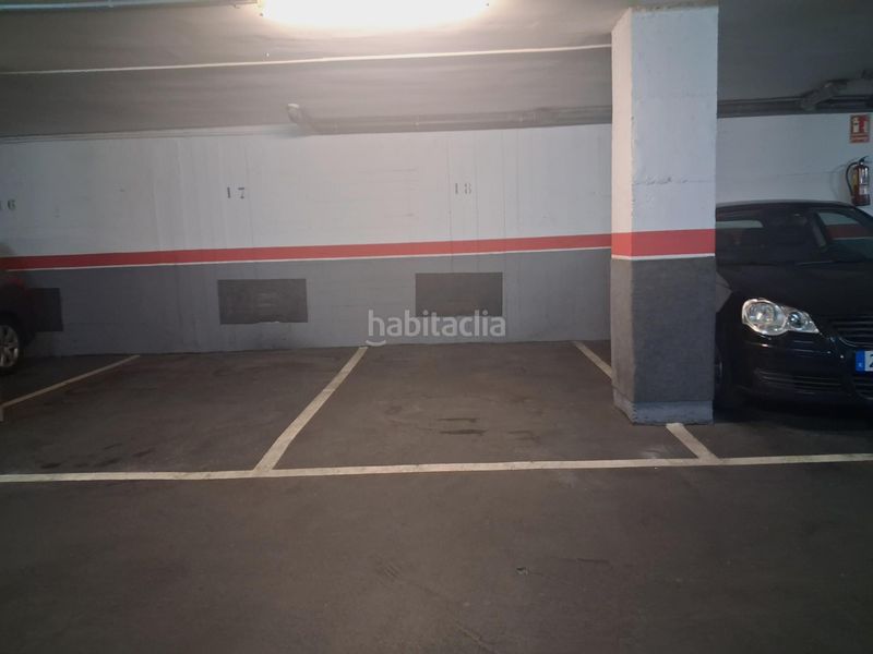 Foto f55dbaae-0804-4217-9433-77c48fd1ced2. Parking coche en còrsega 52 plaza de aparcamiento amplia y cómoda en la nova esquerra de leixample en Barcelona