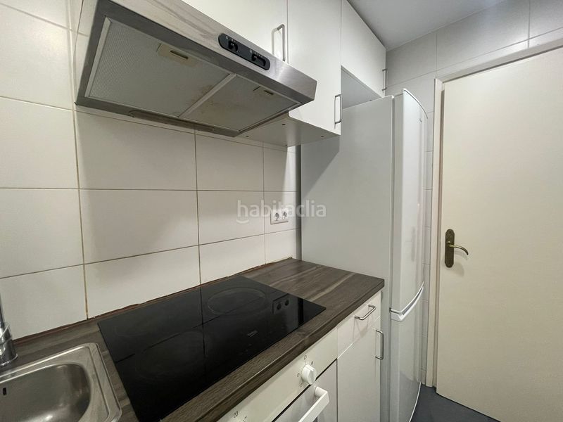 Foto 8197a21c-67bd-411c-94b5-d1c4d081fbc7. Estudi a Raval Barcelona