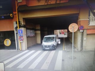 Lloguer Aparcament cotxe a Gran de sant andreu 467. Plaza doble parking moto