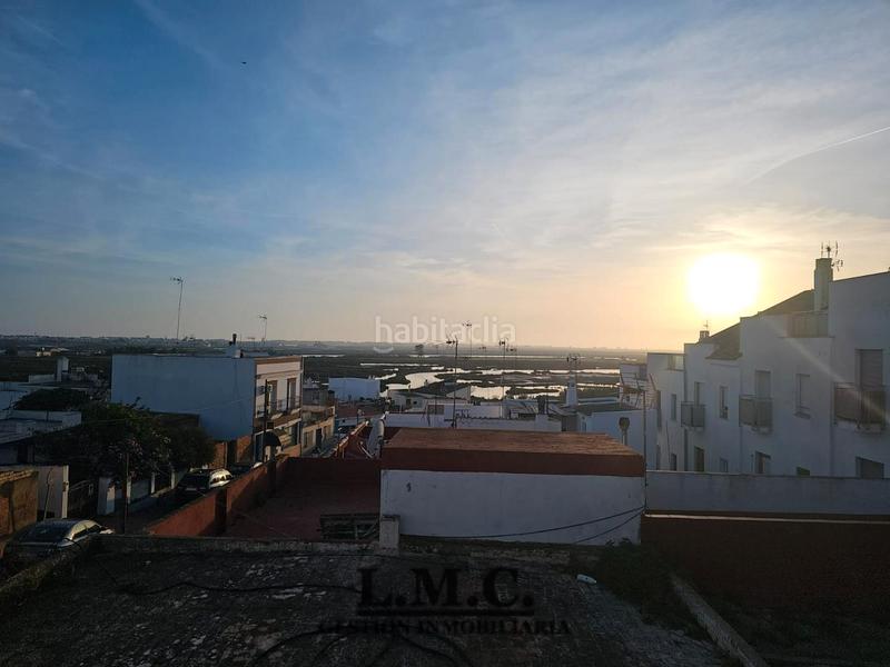 Foto 049b32ca-0970-46a3-9baa-419321a6a2f7. Casa aparellada a Ayamonte ciudad Ayamonte