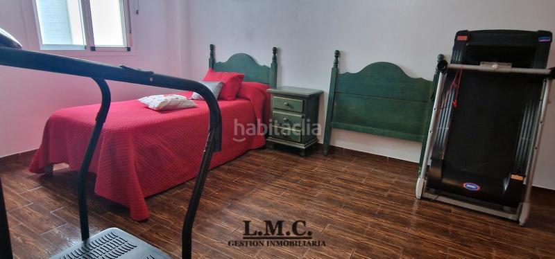 Foto f47e6f4f-8cca-4e98-8750-05075b6968a8. Piso  con terraza privada en Isla Cristina