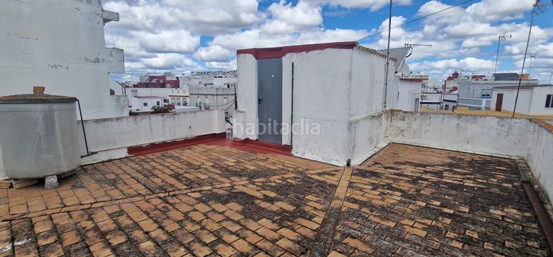 Foto f3756f62-bc2c-4dd3-8e82-2e3b57c2bc12. Edifici a Isla Cristina