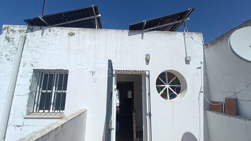 Foto f05d6f96-f49f-4972-a808-f98b48302e16. Casa amb xemeneia a Isla Cristina