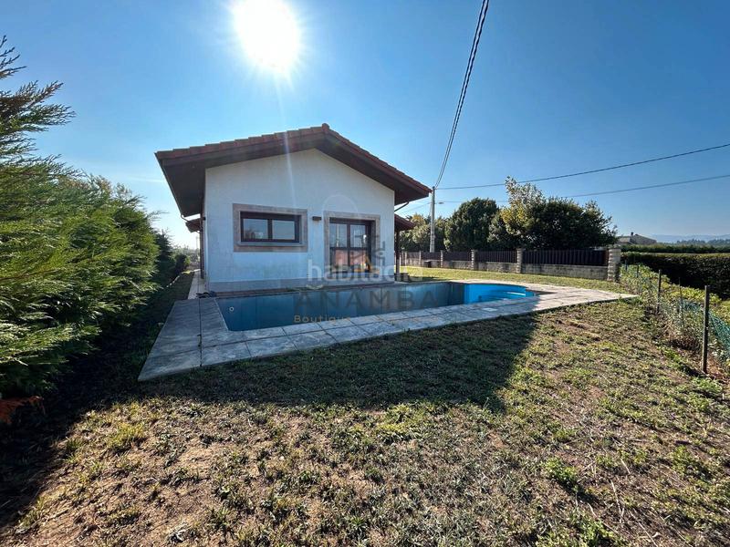 Foto ae7fcdb6-6b7c-47d7-8a82-1c10a3e9b159. Casa en Santa María del Mar - El Puerto Castrillón