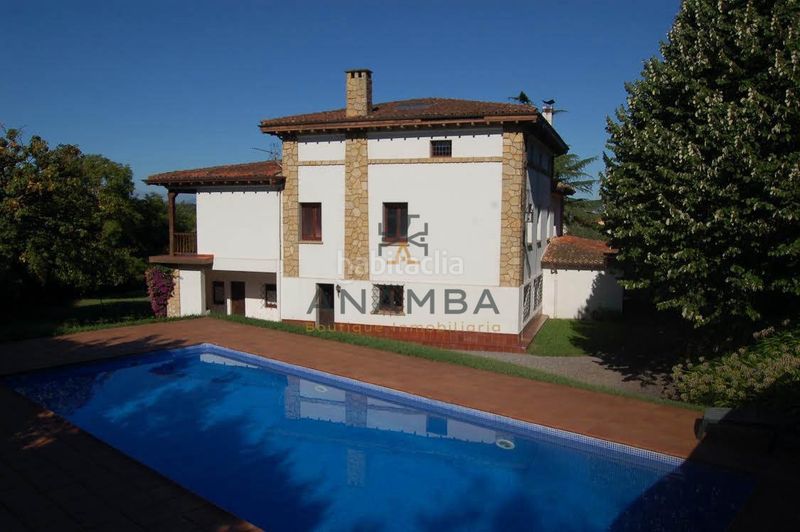 Foto 02ca911c-81e1-4162-91d1-748048e2e7f1. Casa amb aparcament piscina a Somió Gijón