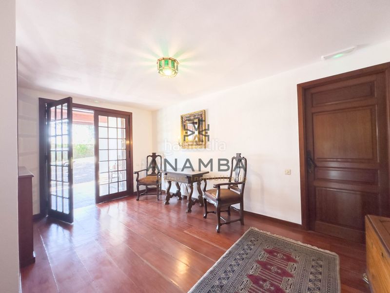 Foto c0f03546-9c55-423e-9359-3d07ad92d726. Casa amb aparcament piscina a Somió Gijón