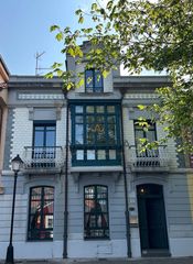 House in Somió