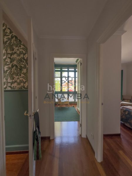 Foto c41236f2-1b24-4725-90c6-bf583a8627fc. Casa amb aparcament a Somió Gijón