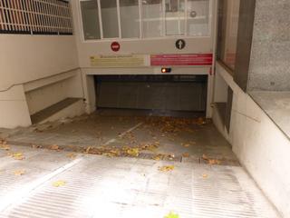 Aparcament cotxe a Centre - Estaci. Garatge  sant cugat del valls centre