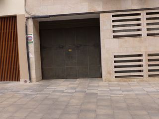 Aparcament cotxe a Centre - Estació