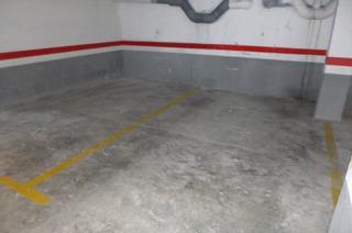 Aparcament cotxe a Centre - Estaci. Parking  sant cugat del valls centre