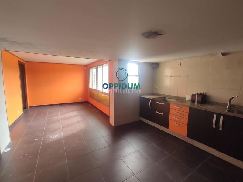 Foto e43f03f0-c921-4710-a235-9fac816acbcd. Casa a Coristanco