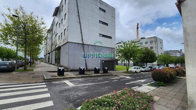 Foto dc2ac5b4-4c5a-4024-aa30-10c26fff7002. Autoparkplatz in calle federica montseny 26 in Castiñeiriño - Cruceiro de Sar Santiago de Compostela