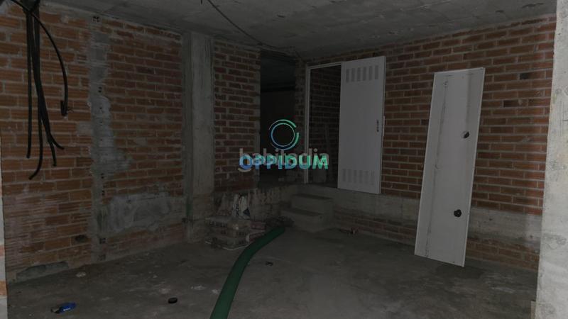 Foto f145fb6d-406d-4ec8-bfc9-c2e2b172f004. Business premise in malde vizoso 2 in O Feal - Xubia Narón