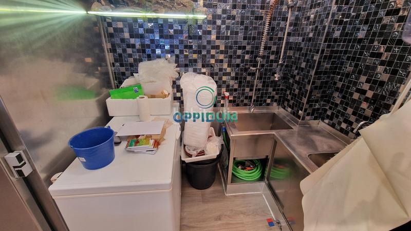 Foto b84f72c9-03f9-4016-8d9b-44c690f0ae5b. Local comercial local a pie de calle en san vicente esquina ronda de outeiro, Os Mallos, a coruña en Coruña (A)
