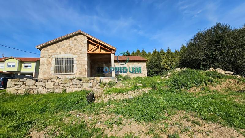 Foto 6b5b4378-9d25-4c68-9491-1f1379880596. Chalet con riscaldamento in Arteixo pueblo Arteixo