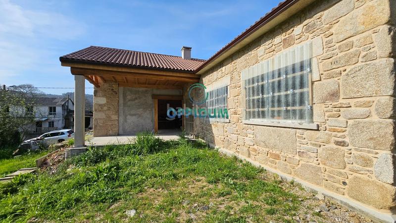 Foto 89f9e03e-c16a-4459-b952-ea75096f9575. Chalet con riscaldamento in Arteixo pueblo Arteixo