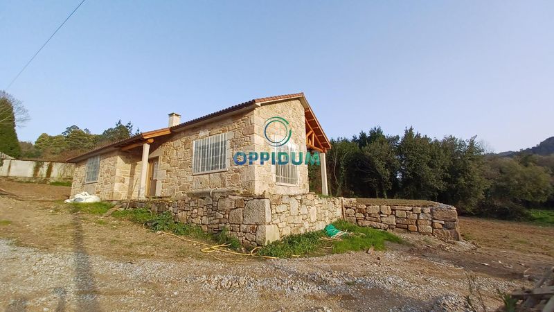 Foto f06cdd4d-c7ea-49b1-b846-c954e2294e0b. Xalet a Arteixo pueblo Arteixo