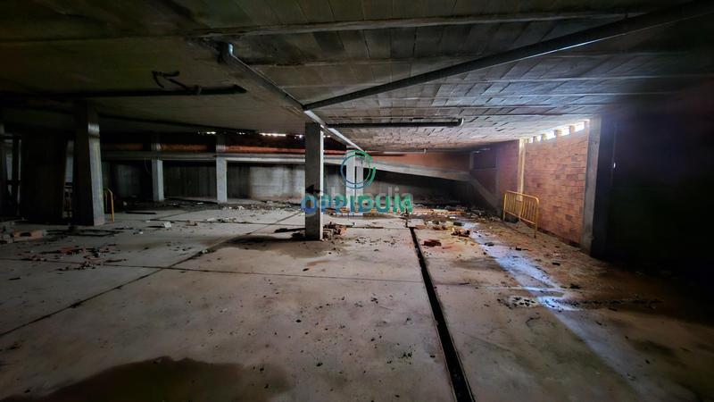 Foto a779d3d0-fb4a-489c-b804-d15021b0cb6e. Edificio en alta (esq rúa o cristo) obra parada en o baño, en Mugardos