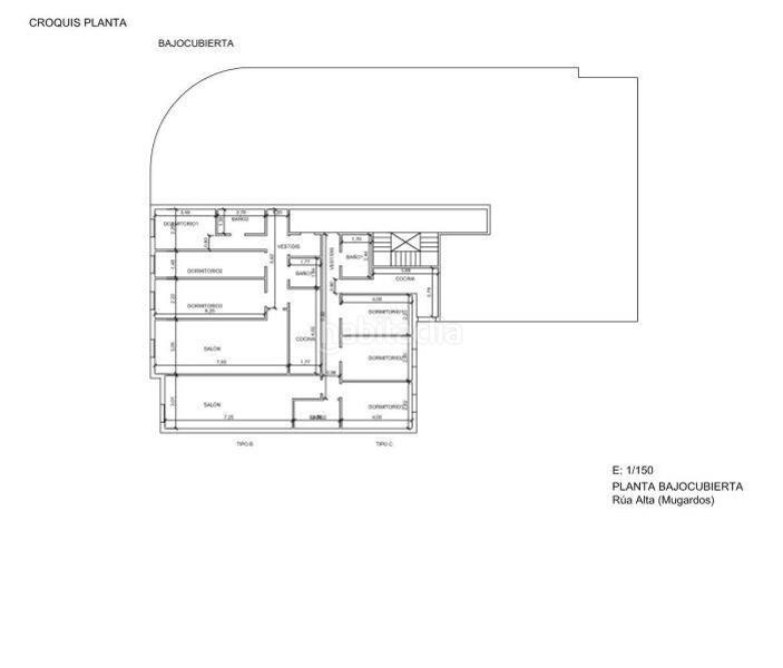 Foto e165605d-98a9-4915-91b1-7a930794c964. Edificio en alta (esq rúa o cristo) obra parada en o baño, en Mugardos
