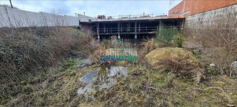 Foto ff046f57-d458-42b0-8ed9-b6a7fd9d382f. Edifici a Negreira