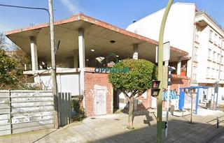 Edifici  Travesía meicende. Obra parada edificio plurifamiliar meicende