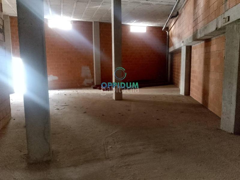 Foto 278fc2f2-10e7-4c45-8244-0b33ff343f9e. Geschäftsraum in buenaventura castro rial in Cee