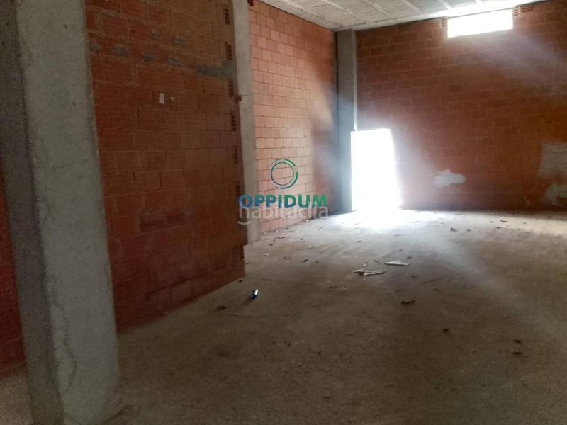 Foto b29a8bbf-184a-4a49-ac7d-a1738b0f1b9e. Geschäftsraum in buenaventura castro rial in Cee