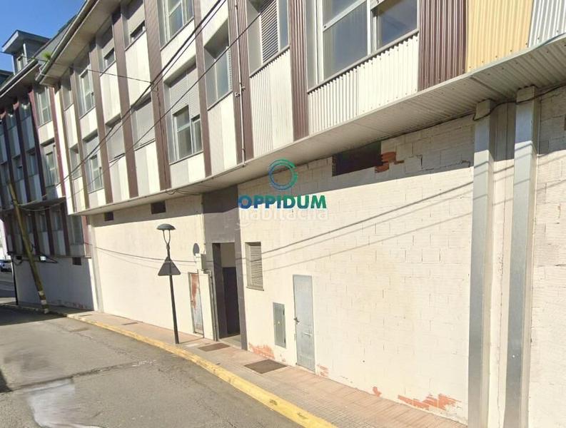 Foto cba53440-1721-4e58-91cd-7244423487d6. Geschäftsraum in buenaventura castro rial in Cee