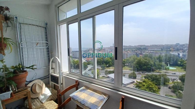 Foto 795bc3f8-c897-4214-942a-56736b510a1d. Piso  en venta en zona bien comunicada de a coruña con vistas despejadas y todos los servicios cerca en Coruña (A)