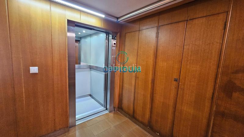 Foto 0cb8e455-4e89-4642-b2f7-d5859f87e8a2. Apartamento venta apartamento en el orzán, a coruña en Coruña (A)
