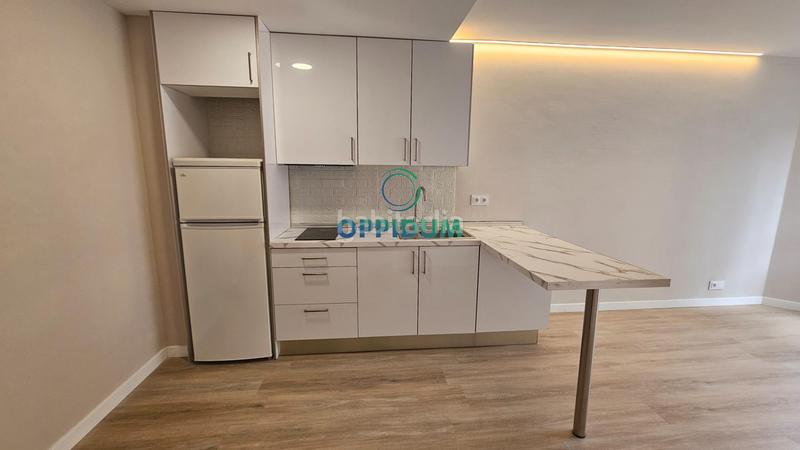 Foto cdd58cc0-3dd2-49c8-8ca7-444ac84c97c2. Apartamento venta apartamento en el orzán, a coruña en Coruña (A)