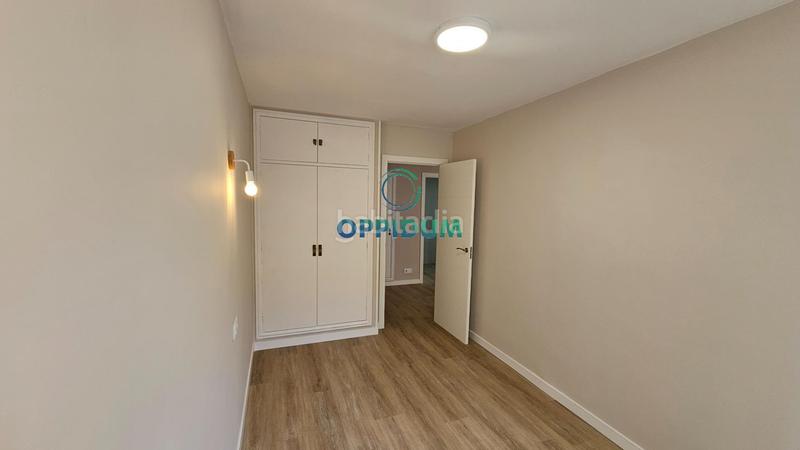 Foto de0aeabd-4a2b-4f42-a8e1-b1a62c3ec0a3. Apartamento venta apartamento en el orzán, a coruña en Coruña (A)