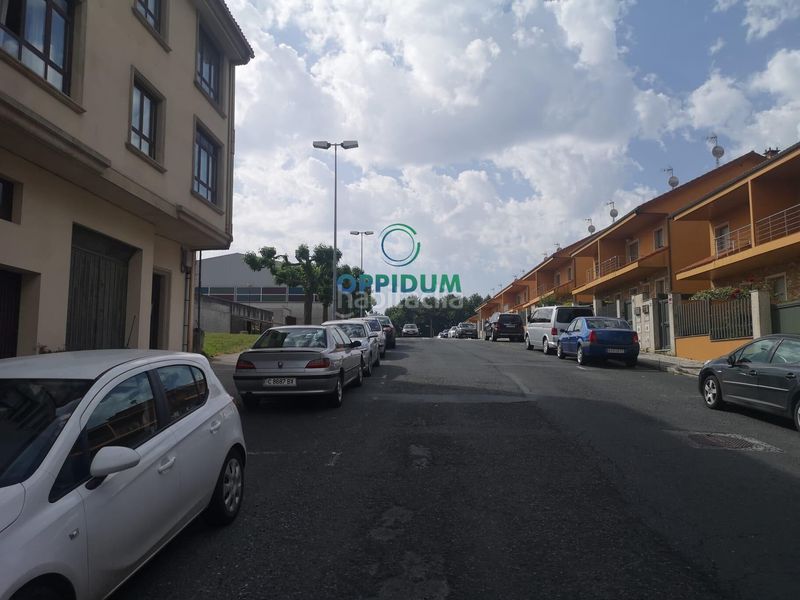 Foto 17223875-5a34-4f9e-a66d-1c412af48e01. Local comercial a calle piñeiral 15 a Arzúa