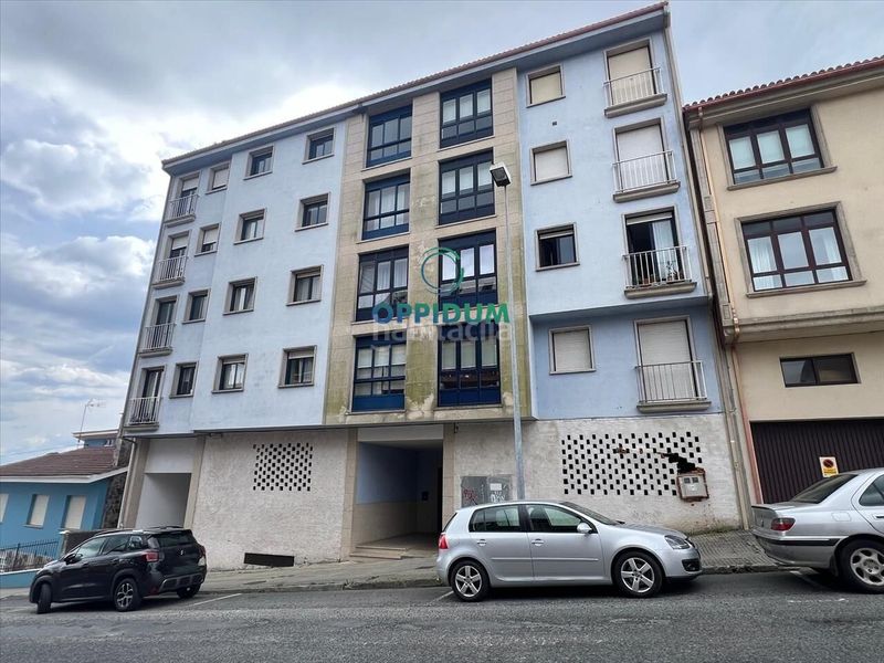 Foto c2e7149e-4dba-4640-8158-2c2022b65581. Local comercial a calle piñeiral 15 a Arzúa