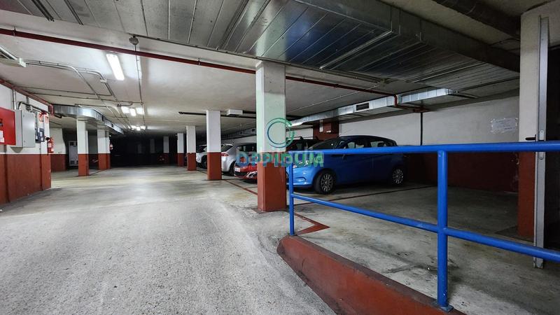Foto 5d5aaa85-5bfb-49cc-af4c-1674528d7231. Parking moto en gasset 36 plaza de garaje para moto en venta a coruña calle gasset 36 en Pobra do Caramiñal (A)