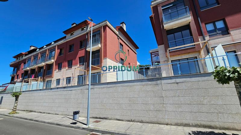 Foto 7f5d98ae-6487-4c17-850b-995624284d32. Office space in travesía francisco garcia picos 10 in Miño