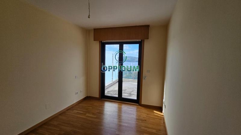 Foto 98a314ce-8005-47dc-b72a-94309a24e288. Office space in travesía francisco garcia picos 10 in Miño