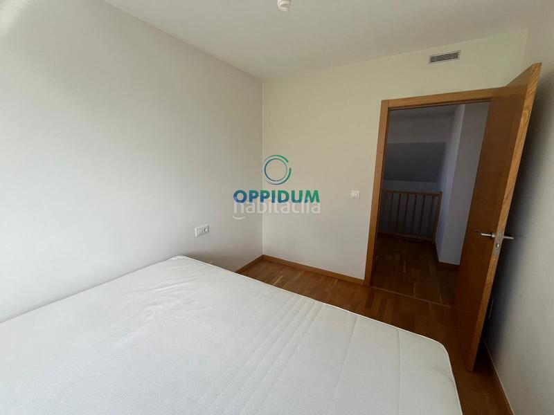 Foto 3d7289c0-e0d1-484c-8d5e-ac6c97d3c25c. Rent penthouse with parking pool in A Milagrosa Lugo