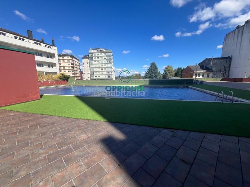 Foto cad7e88b-4819-4a06-8fd2-e7ed8f77ad9f. Rent penthouse with parking pool in A Milagrosa Lugo
